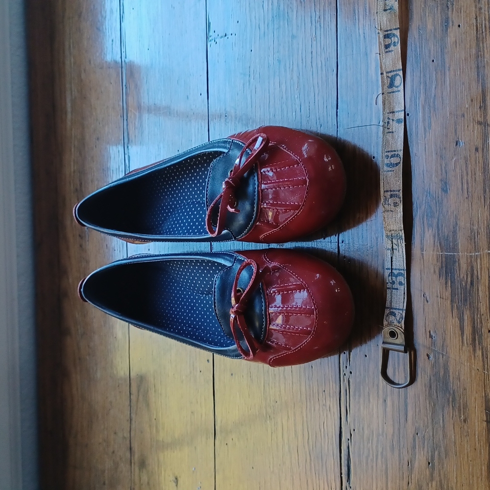 LL Bean flats size 7 blue and red.